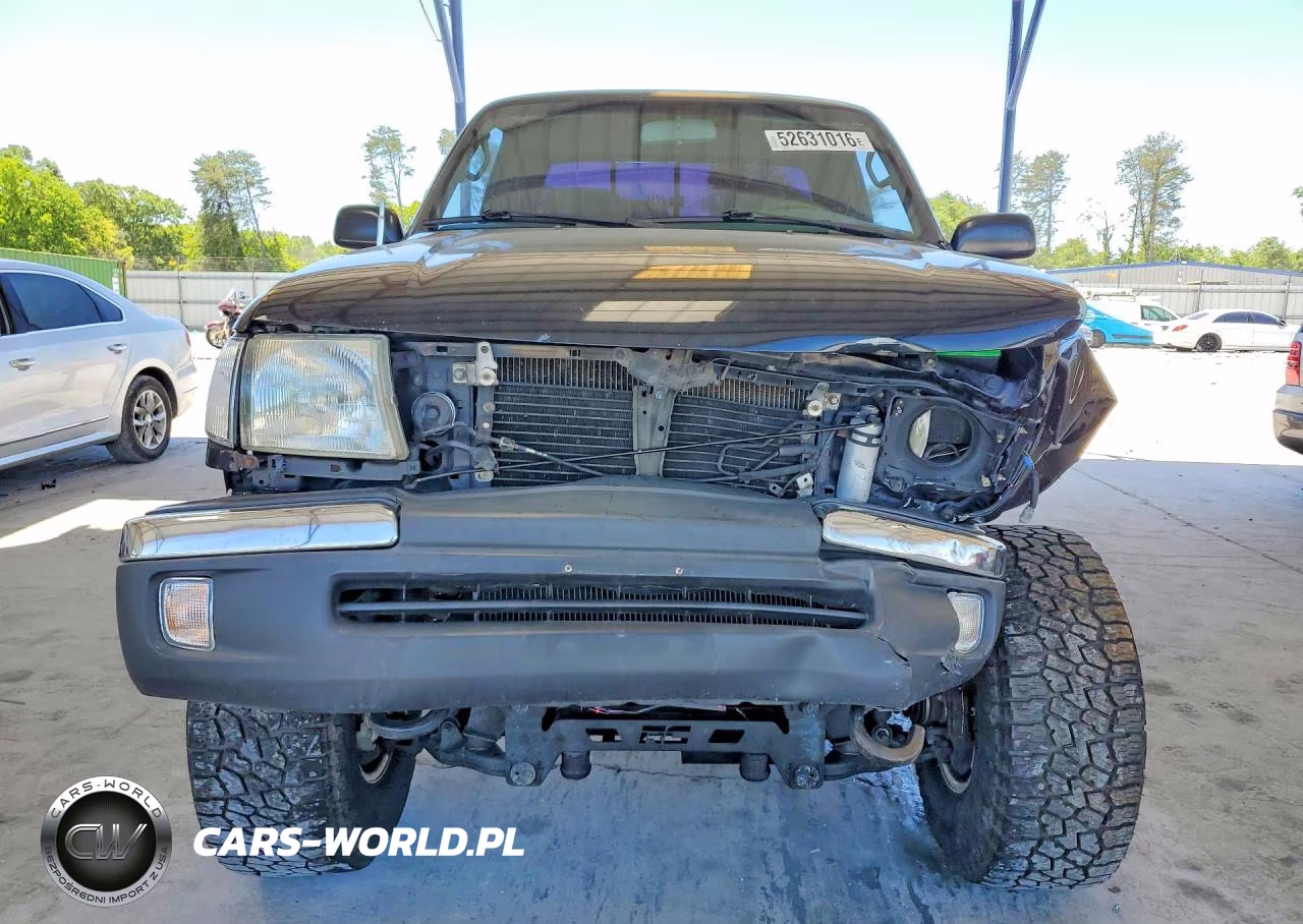 1999 Toyota Tacoma Xtracab VIN:4TAWN72N7XZ525748 - 5