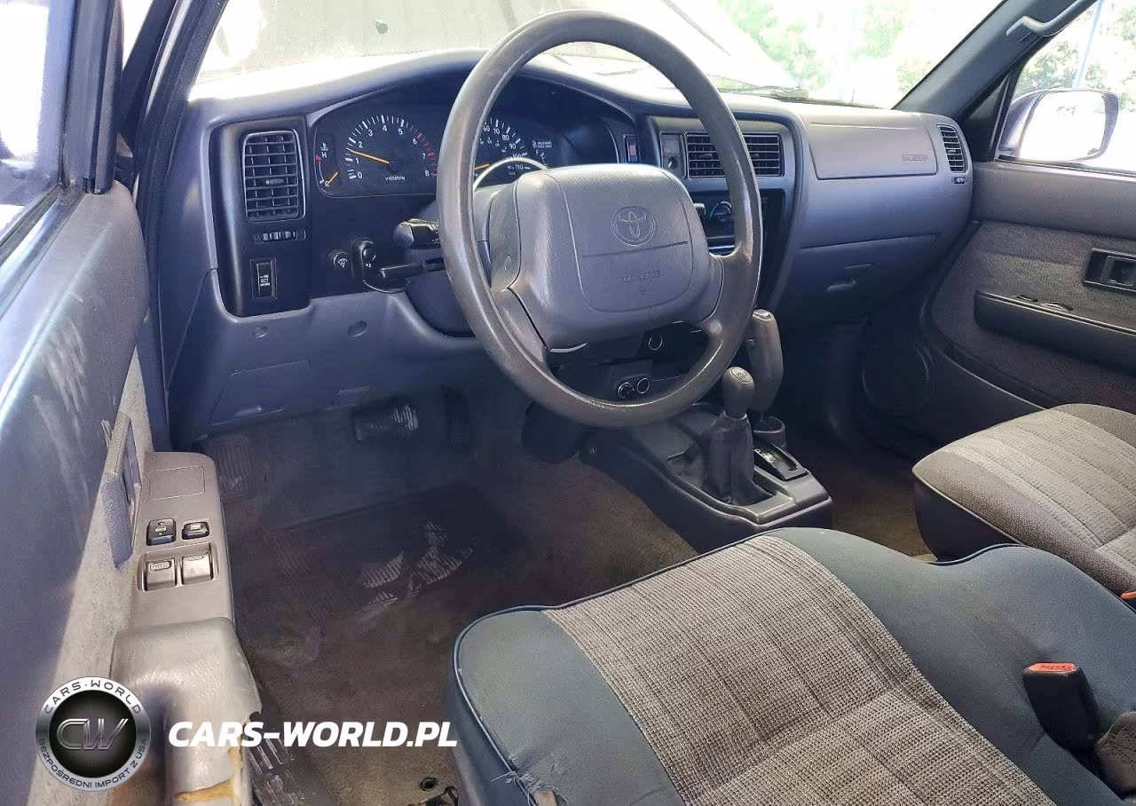 1999 Toyota Tacoma Xtracab VIN:4TAWN72N7XZ525748 - 8