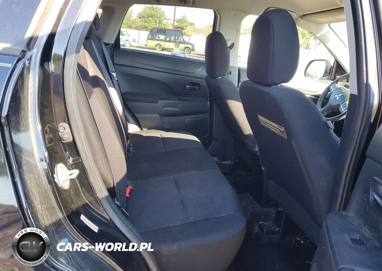 2011 Mitsubishi Outlander Sport Es VIN:JA4AP3AU8BZ007709 - 11