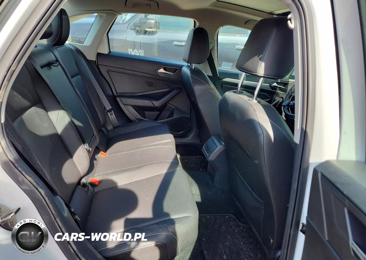 2020 Volkswagen Jetta S VIN:3VWCB7BU8LM068898 - 10