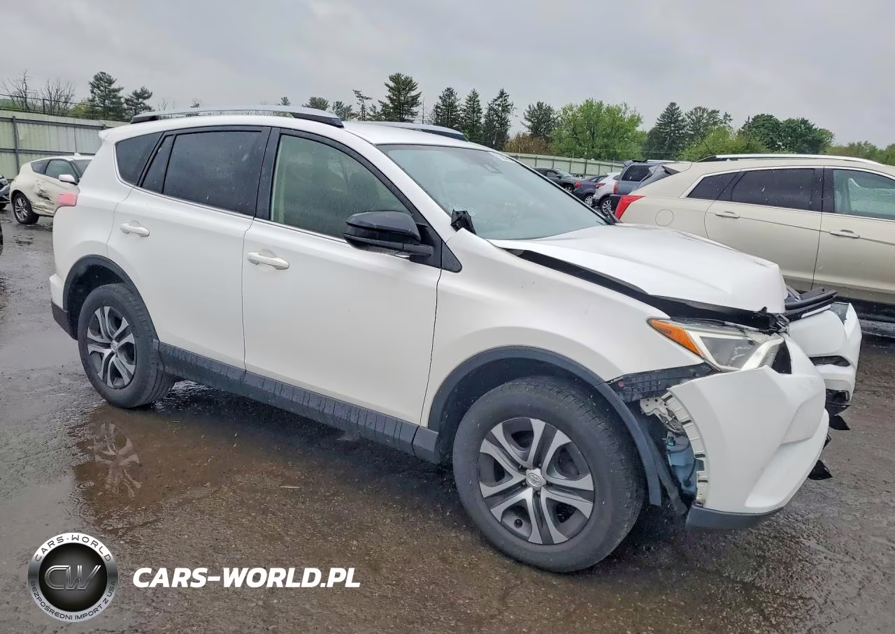 2017 Toyota Rav4 Le VIN:JTMBFREV0HJ124789 - 4