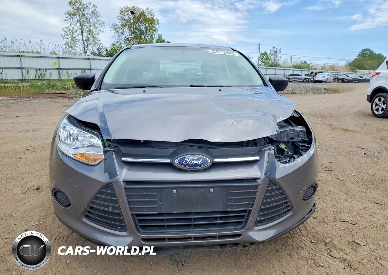2014 Ford Focus S VIN:1FADP3E22EL412358 - 5