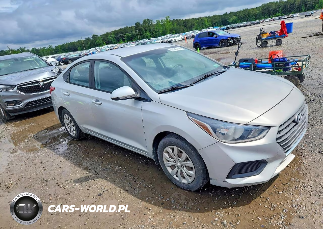 2018 Hyundai Accent Se VIN:3KPC24A37JE025459 - 4