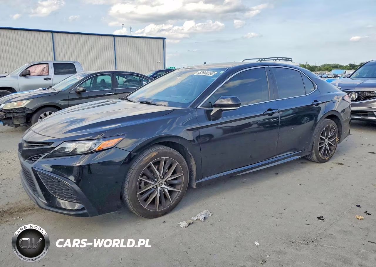 2022 Toyota Camry Se – zdjęcie 1 z 12