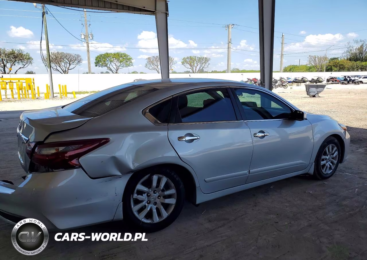 2018 Nissan Altima 2.5 S VIN:1N4AL3AP2JC151419 - 3