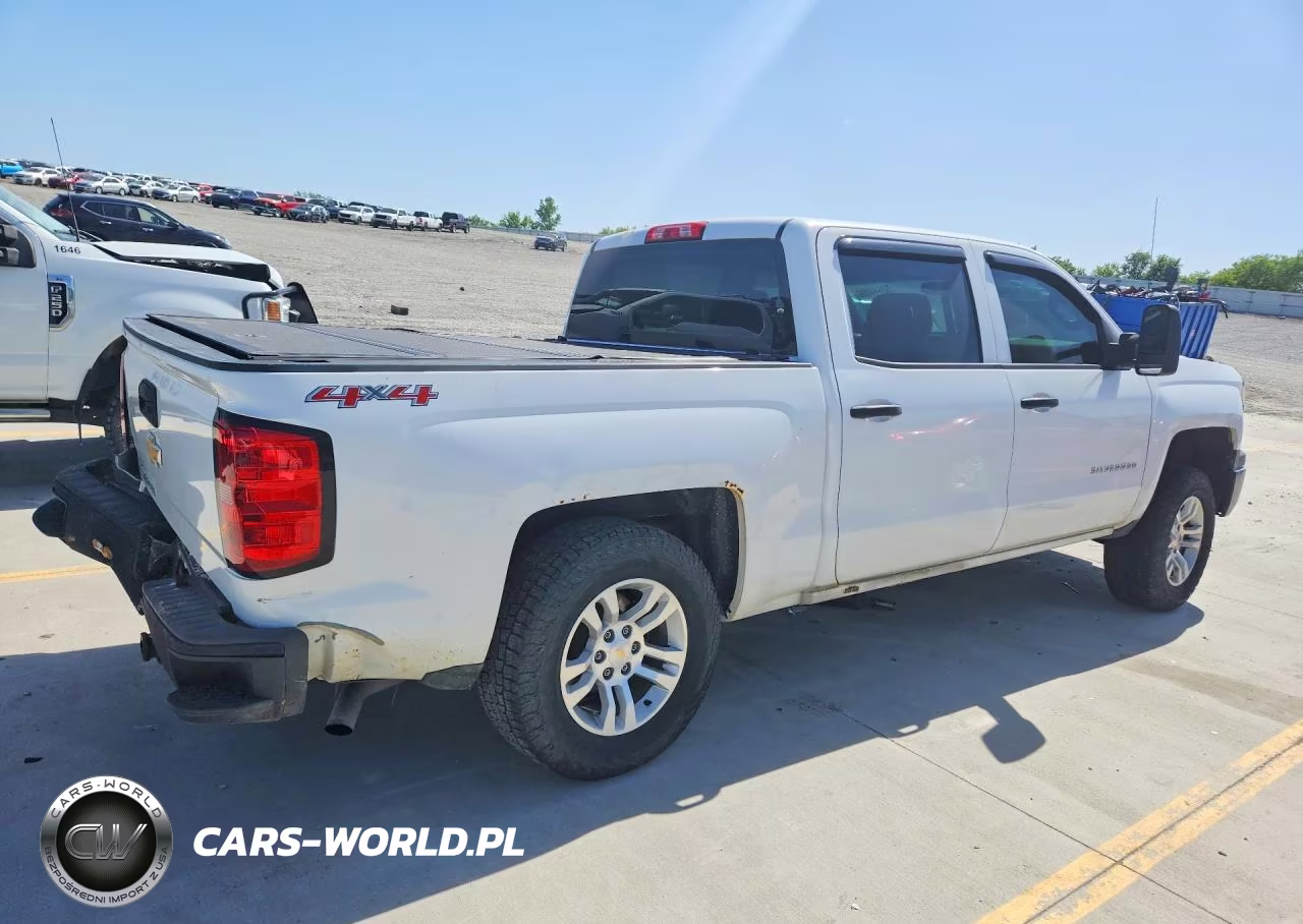 2014 Chevrolet Silverado K1500 VIN:3GCUKPEC1EG285477 - 3