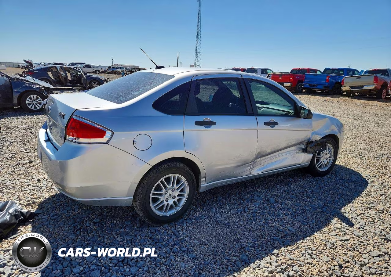 2010 Ford Focus Se VIN:1FAHP3FN9AW290777 - 3