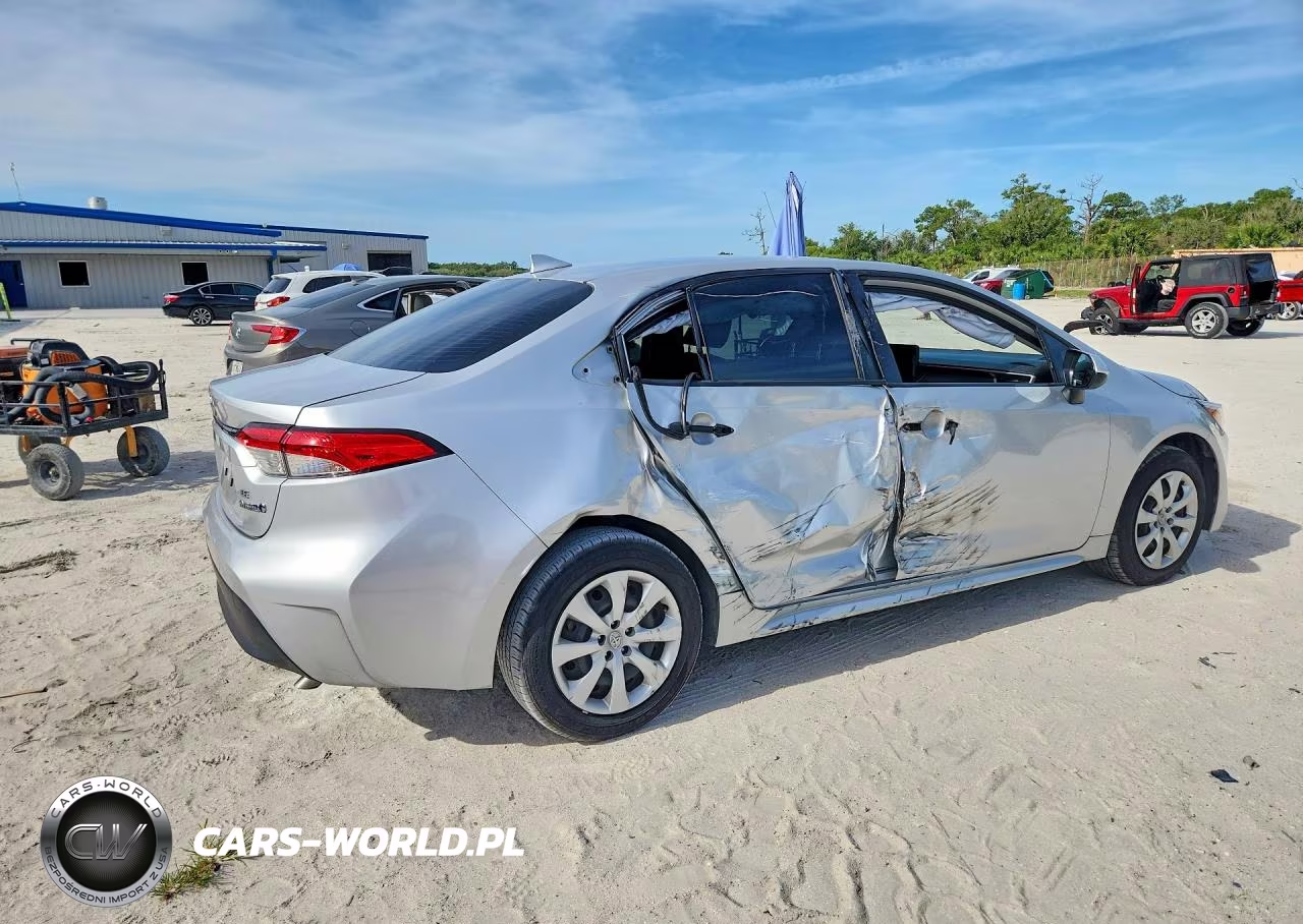 2024 Toyota Corolla Hybrid Le VIN:JTDBCMFE8RJ017369 - 3