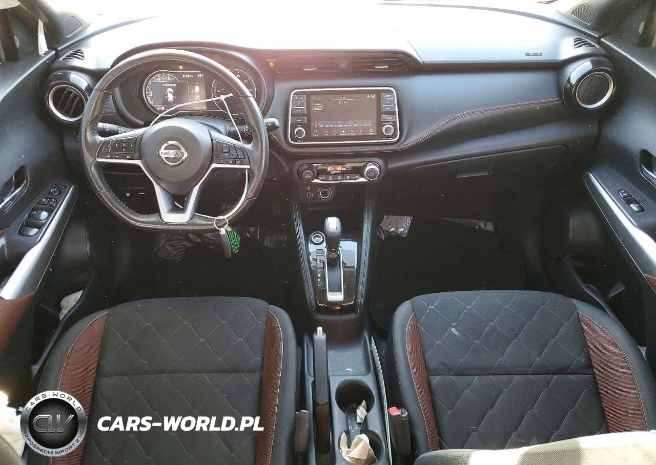 2019 Nissan Kicks Sr VIN:3N1CP5CU2KL520195 - 8