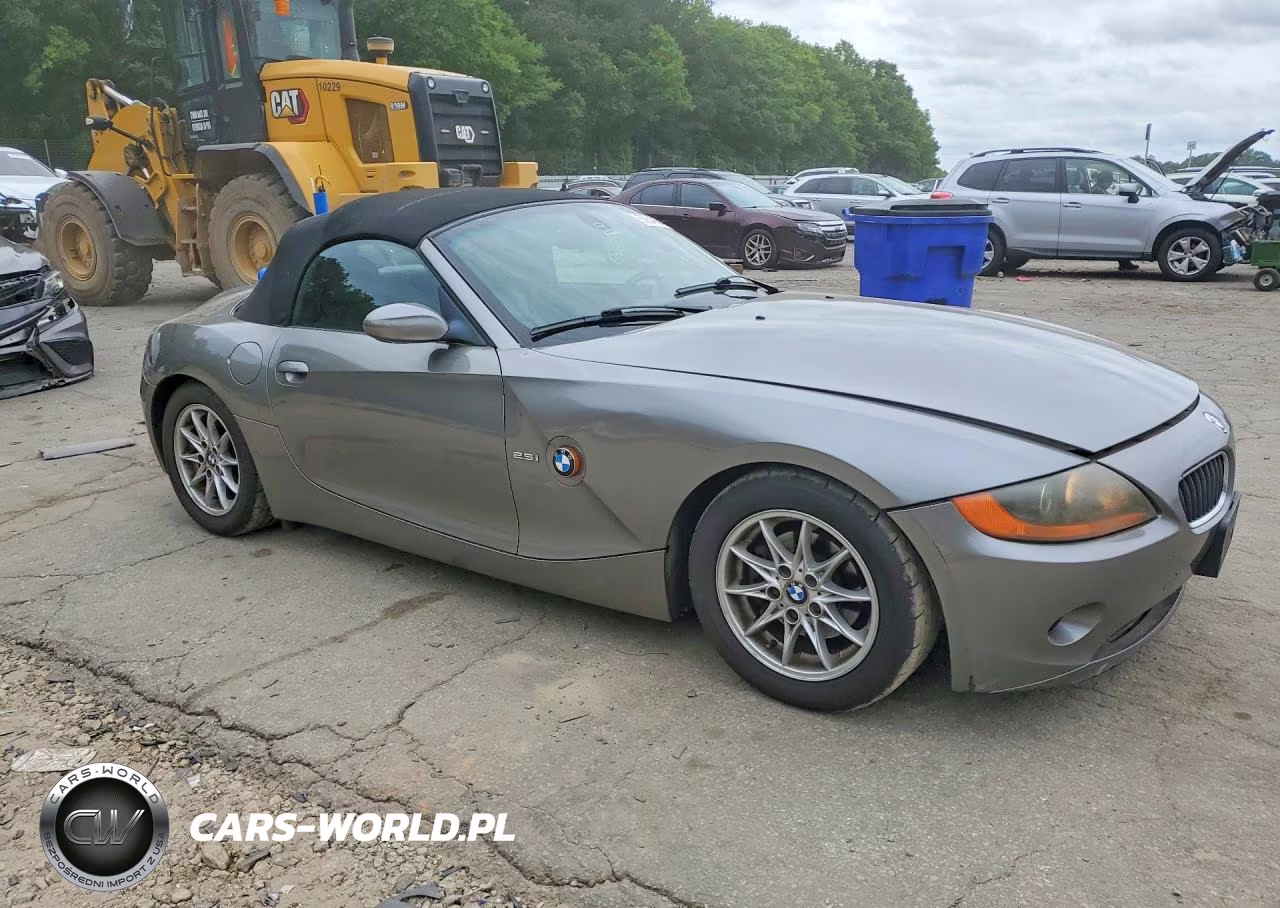 2003 BMW Z4 2.5 VIN:4USBT33463LS46242 - 4