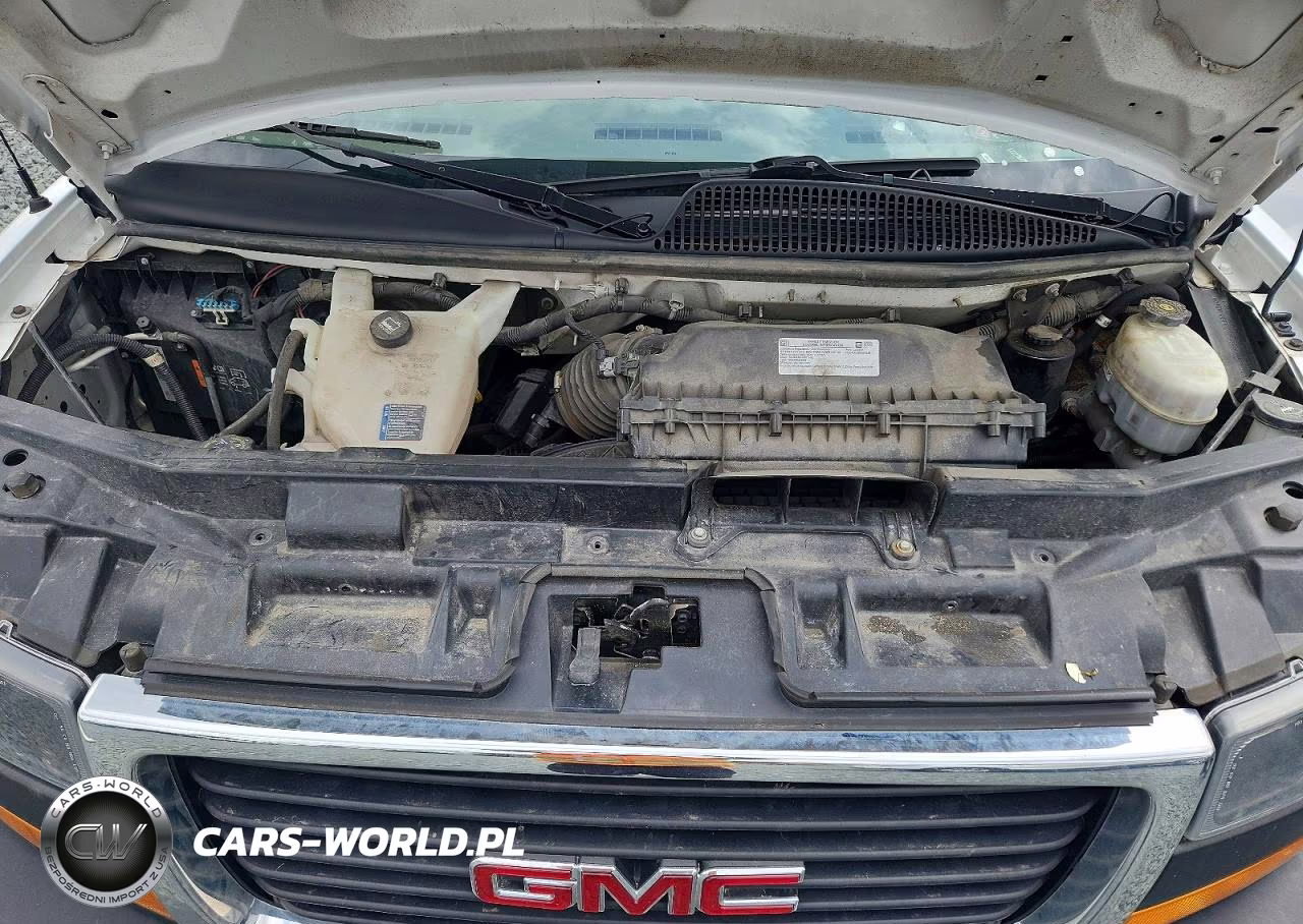 2022 GMC Savana Cutaway G4500 VIN:7GZ67UC73NN001159 - 12