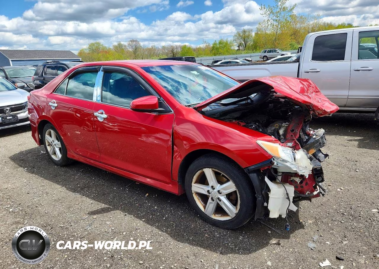 2014 Toyota Camry Se VIN:4T1BF1FK9EU796054 - 4