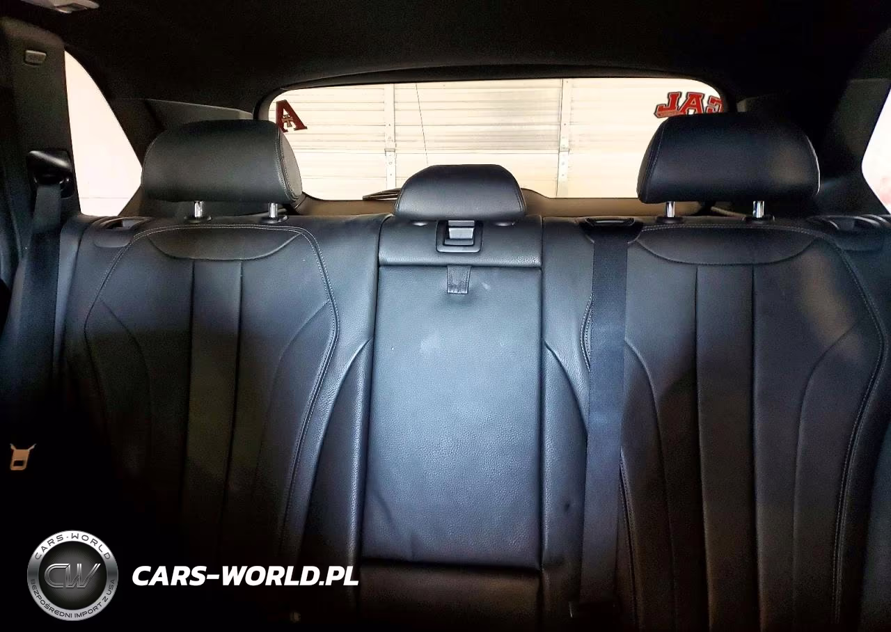 2018 BMW X5 Xdr40E VIN:5UXKT0C50J0W02064 - 10