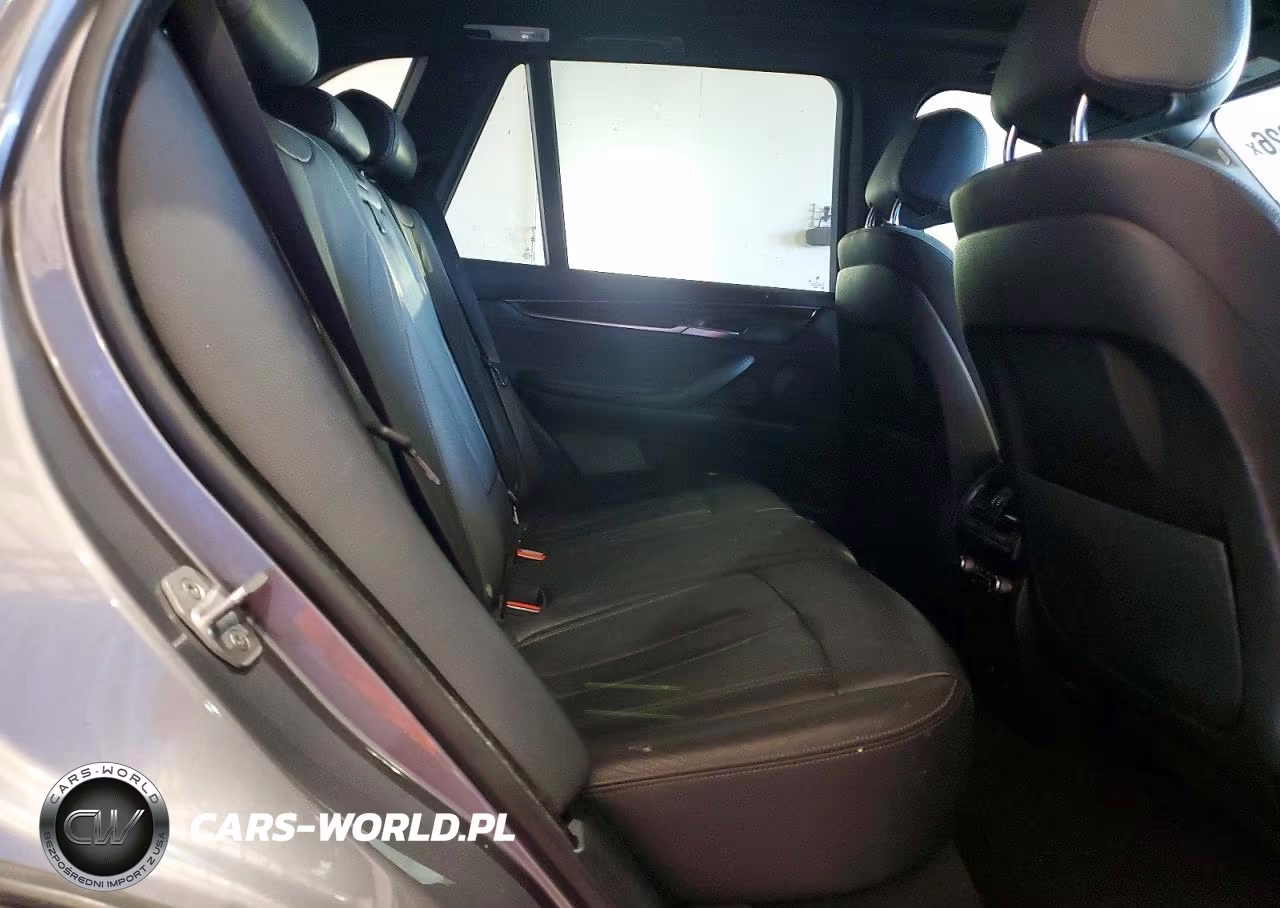 2018 BMW X5 Xdr40E VIN:5UXKT0C50J0W02064 - 11