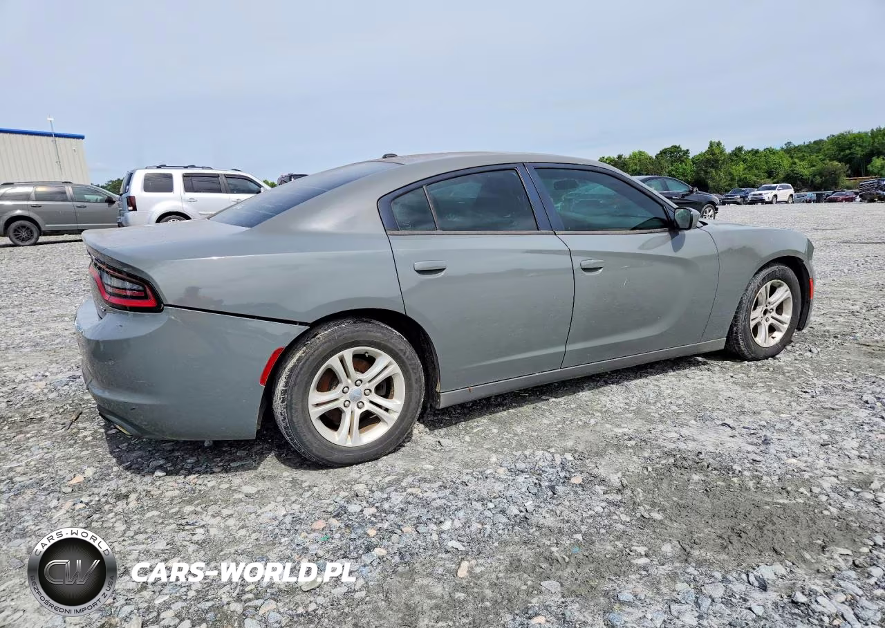 2018 Dodge Charger Sxt VIN:2C3CDXBGXJH114643 - 3