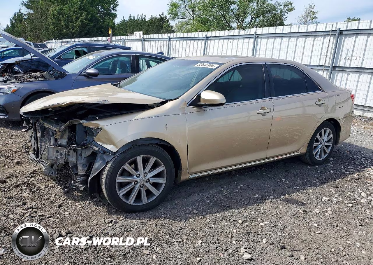 2012 Toyota Camry Xle V6 – zdjęcie 1 z 12