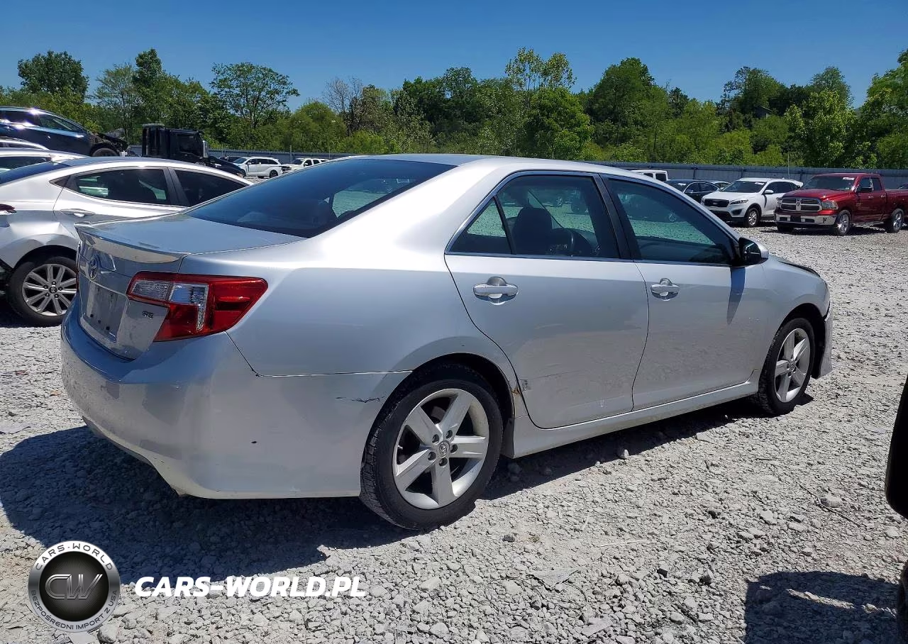 2013 Toyota Camry Se VIN:4T1BF1FK6DU685606 - 3