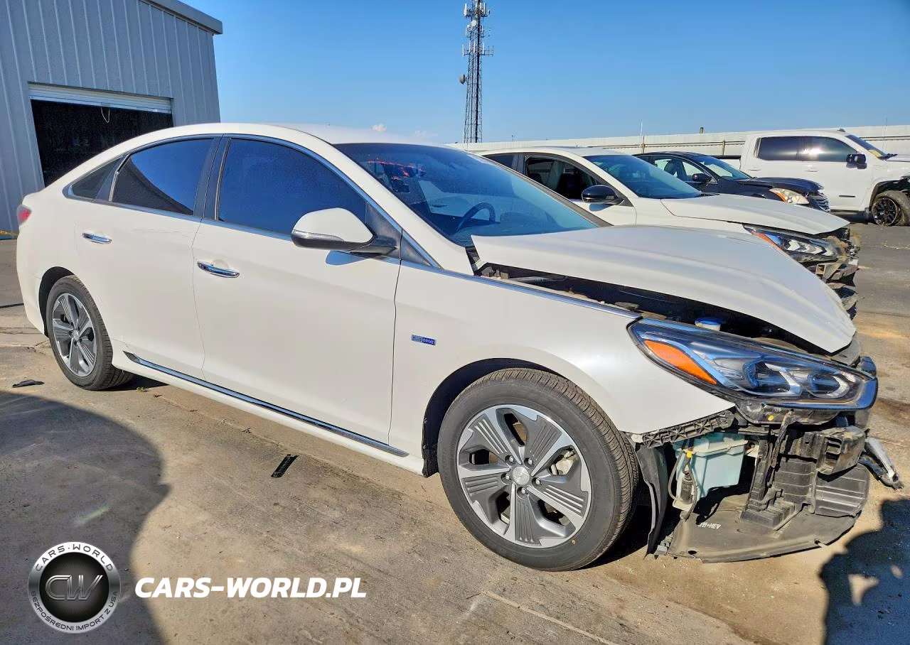 2019 Hyundai Sonata Plug-In Hybrid Limited VIN:KMHE54L24KA092847 - 4