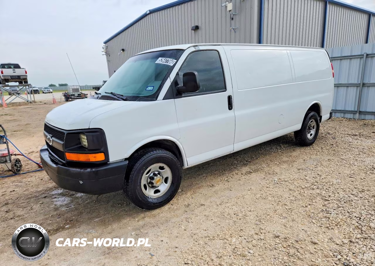 2005 Chevrolet Express 2500 Delivery Van