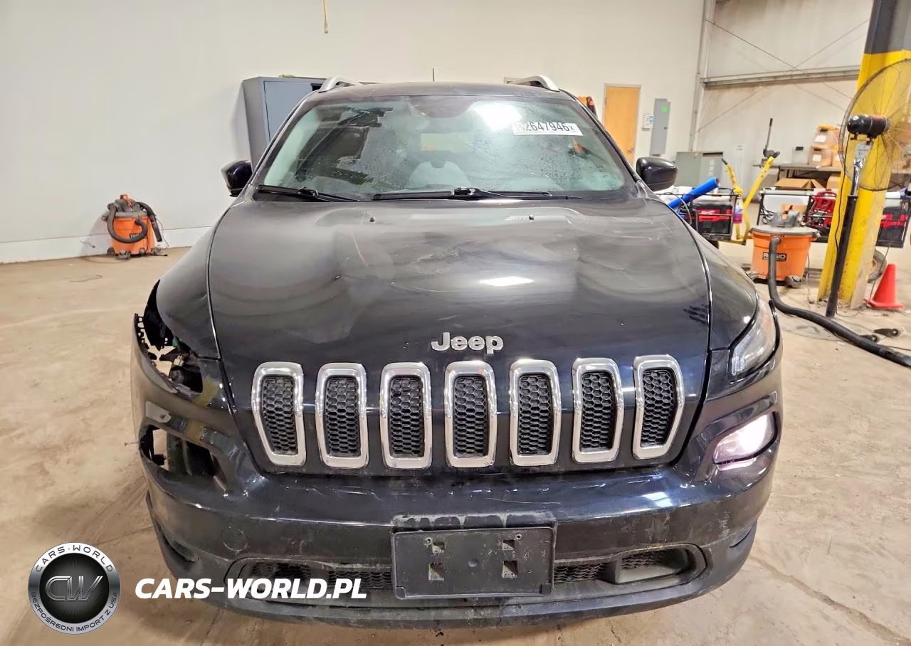 2015 Jeep Cherokee Latitude VIN:1C4PJLCB9FW507995 - 5