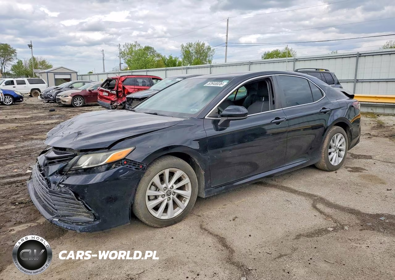 2022 Toyota Camry Le
