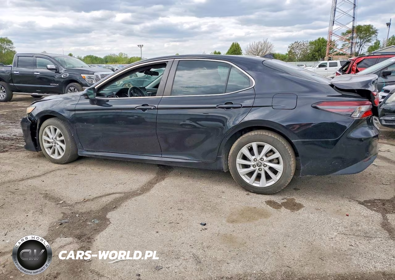 2022 Toyota Camry Le VIN:4T1C11AK0NU617927 - 2