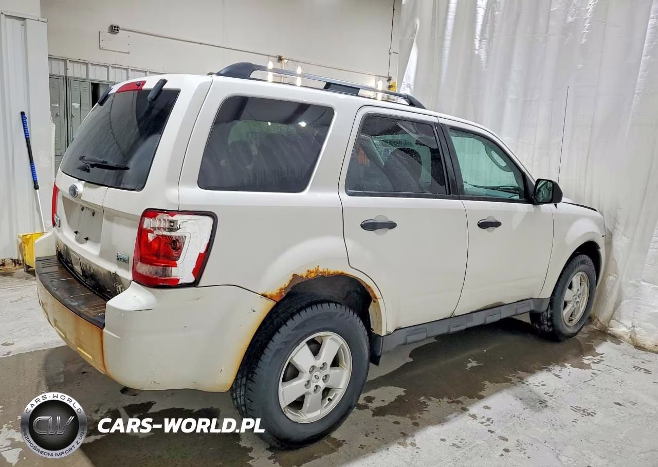 2012 Ford Escape Xlt VIN:1FMCU0DG7CKC85423 - 3