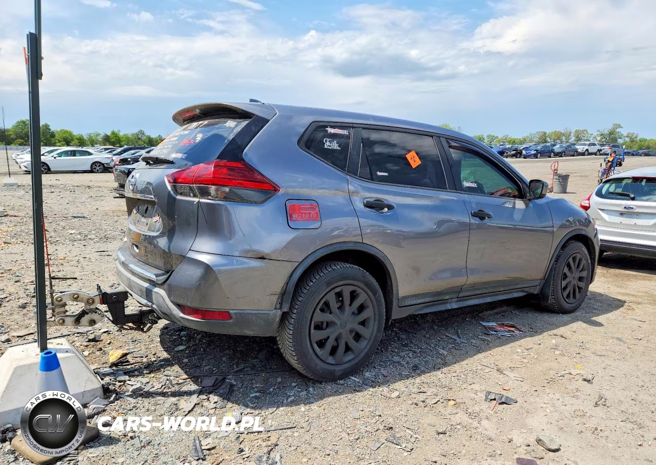 2017 Nissan Rogue S VIN:KNMAT2MTXHP574491 - 3