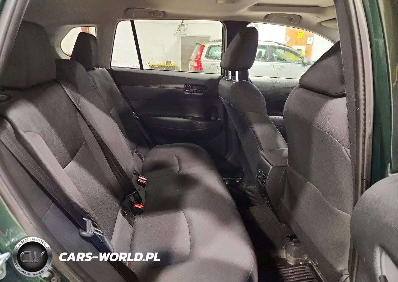 2025 Toyota Corolla Cross Le VIN:7MUBAABG1SV122829 - 11