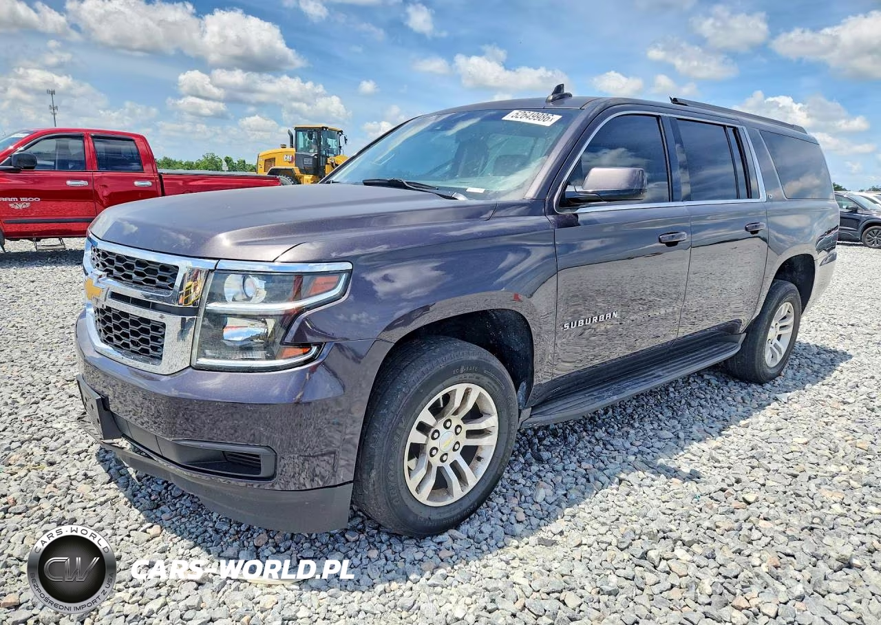2015 Chevrolet Suburban C1500 Lt – zdjęcie 1 z 13