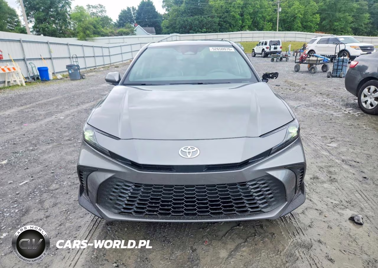 2026 Toyota Camry Se VIN:4T1DAACKXTU699048 - 5