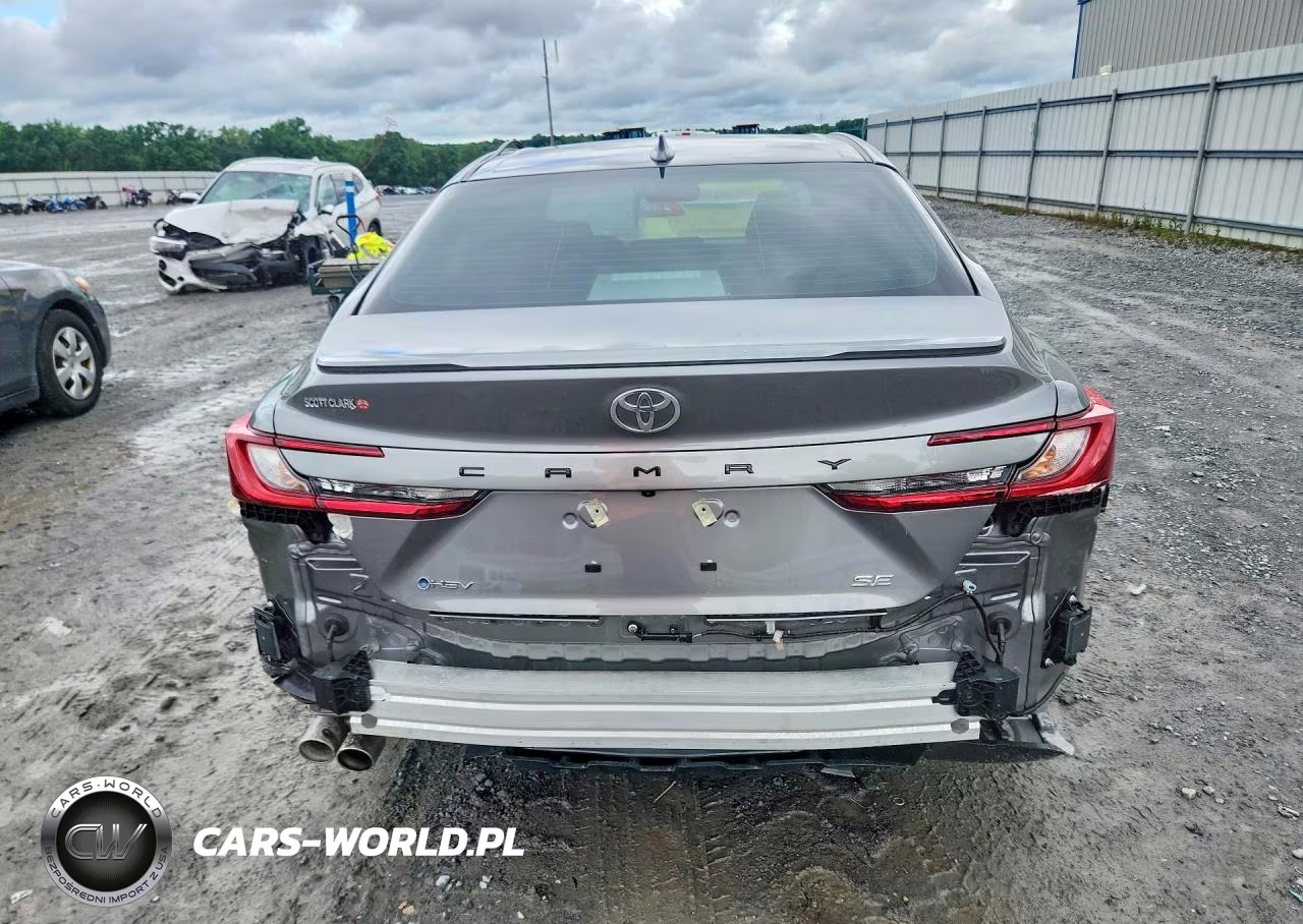 2026 Toyota Camry Se VIN:4T1DAACKXTU699048 - 6
