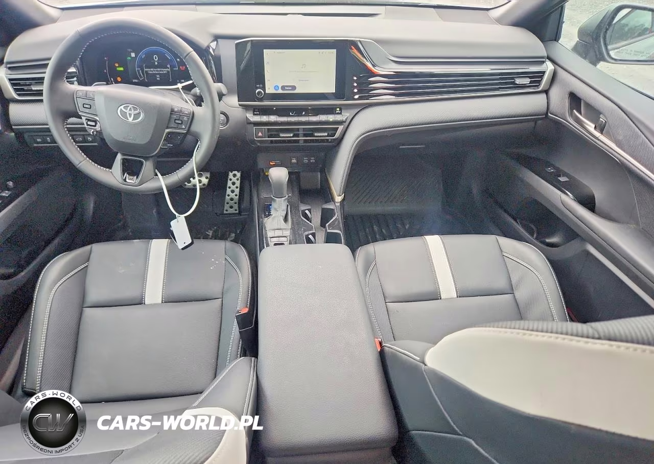 2026 Toyota Camry Se VIN:4T1DAACKXTU699048 - 8
