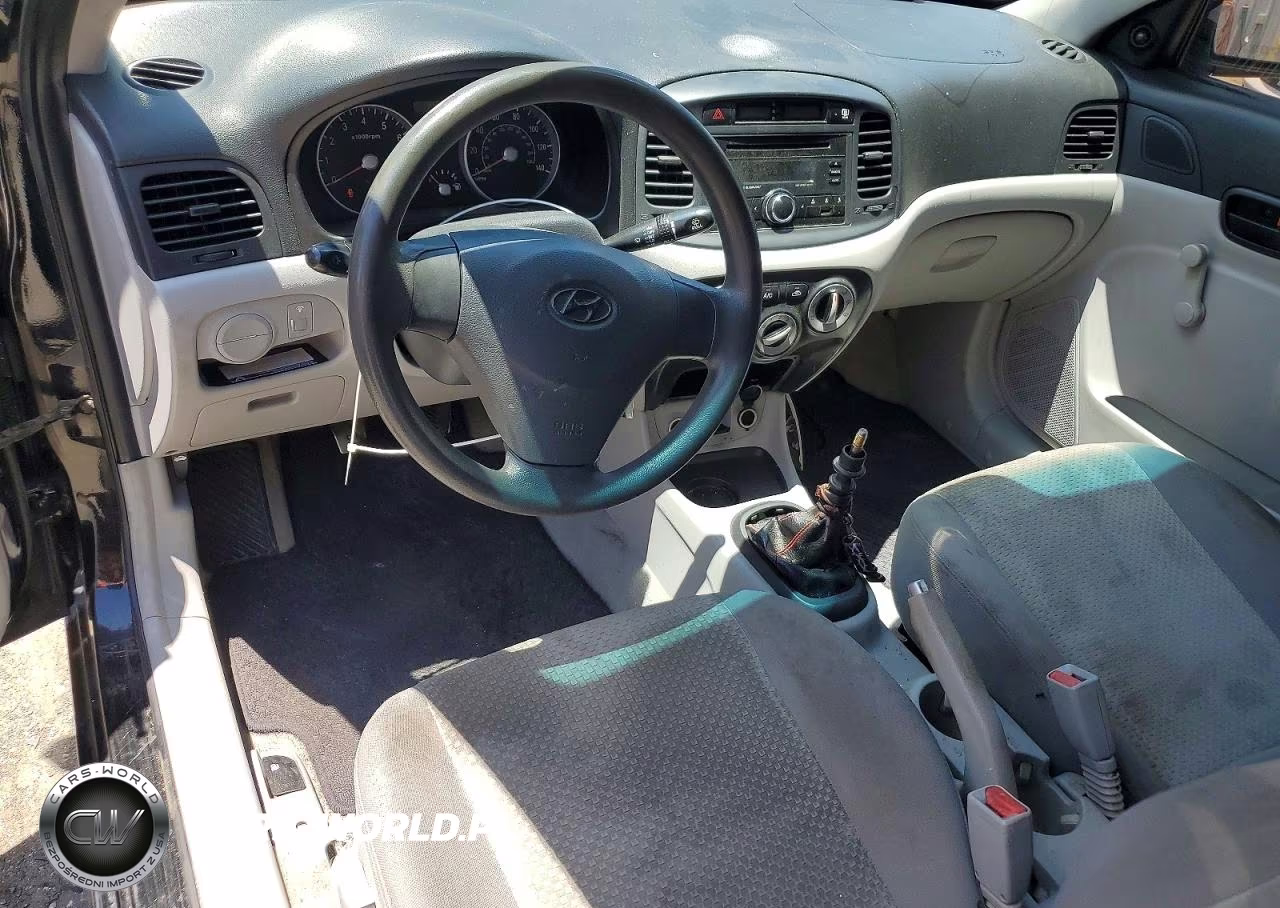 2007 Hyundai Accent Gs VIN:KMHCM36C77U040708 - 8