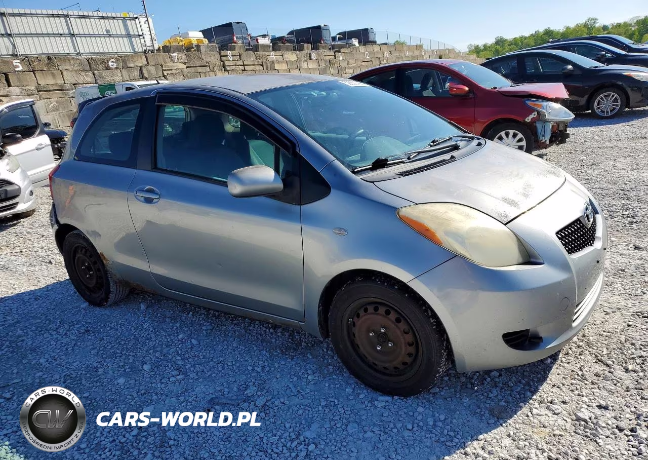 2008 Toyota Yaris Base VIN:JTDJT923X85205850 - 4