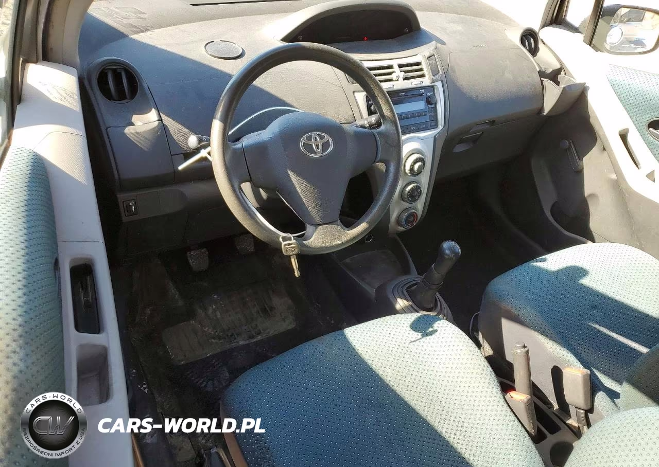 2008 Toyota Yaris Base VIN:JTDJT923X85205850 - 8