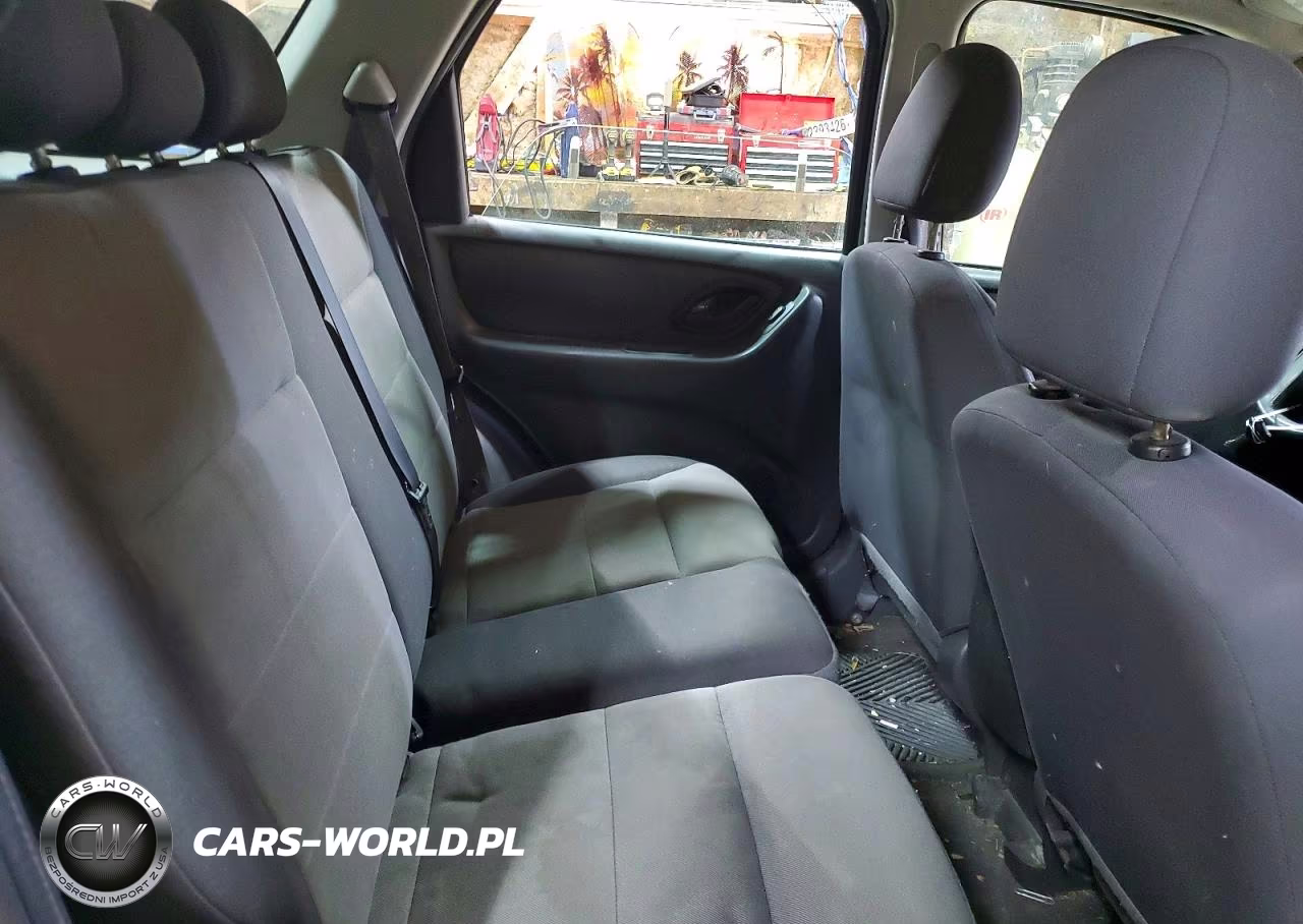 2007 Ford Escape Xls VIN:1FMYU02Z67KA12148 - 11