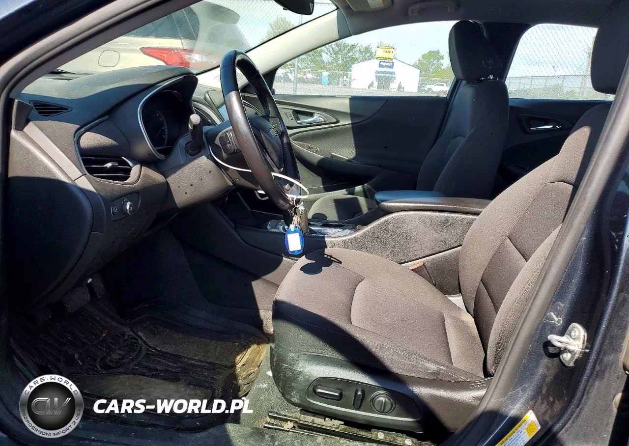 2021 Chevrolet Malibu Rs VIN:1G1ZG5ST6MF010647 - 7