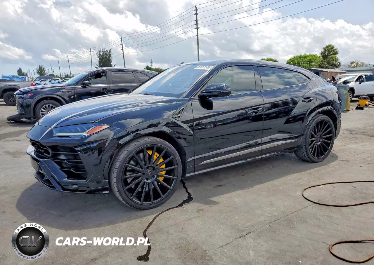 2020 Lamborghini Urus