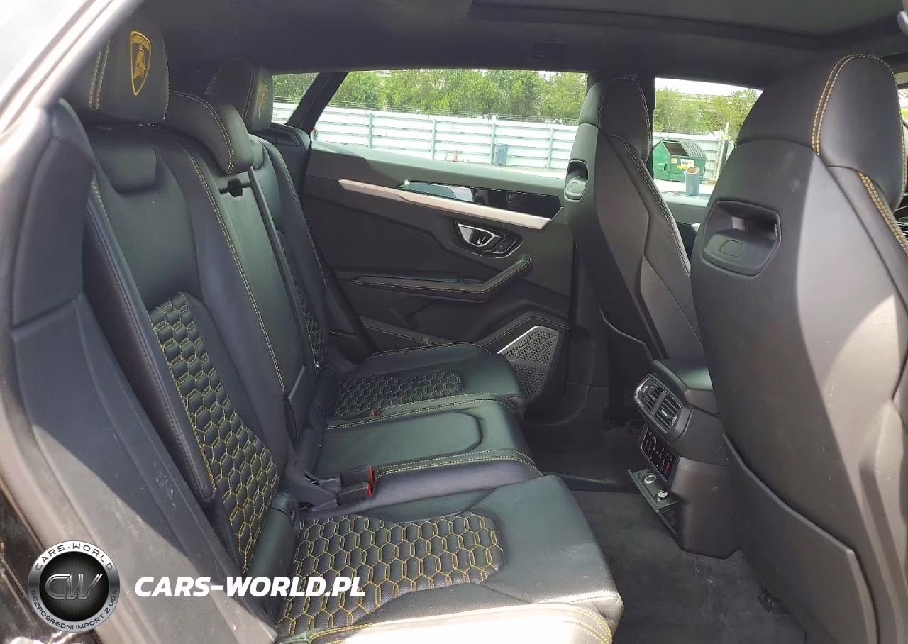 2020 Lamborghini Urus VIN:ZPBUA1ZLXLLA09706 - 11
