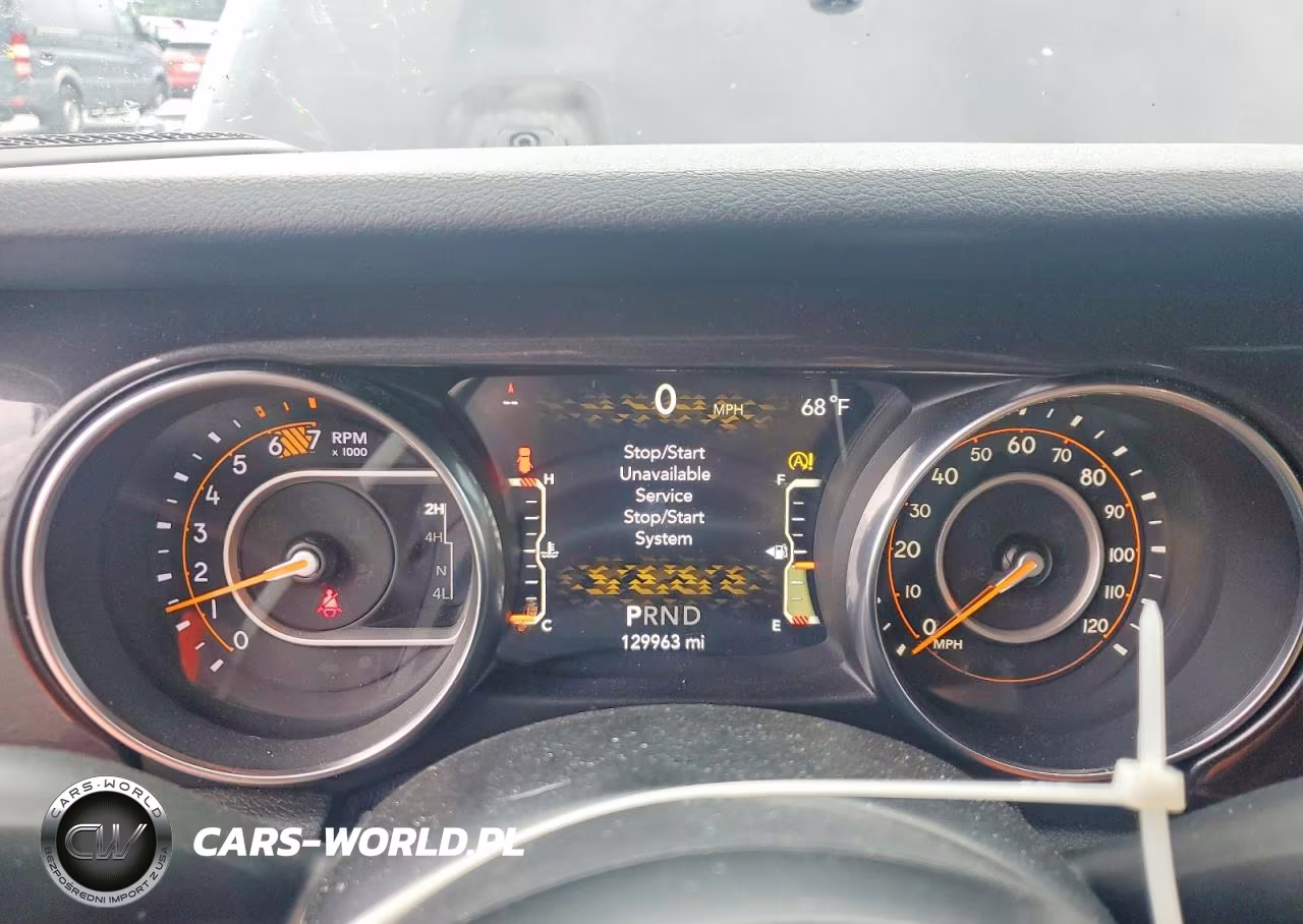 2020 Jeep Wrangler Unlimited Sport VIN:1C4HJXDN1LW154006 - 9