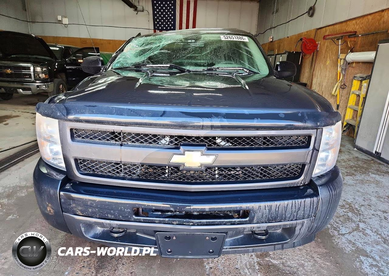 2010 Chevrolet Silverado K1500 VIN:1GCSKPE05AZ244518 - 5