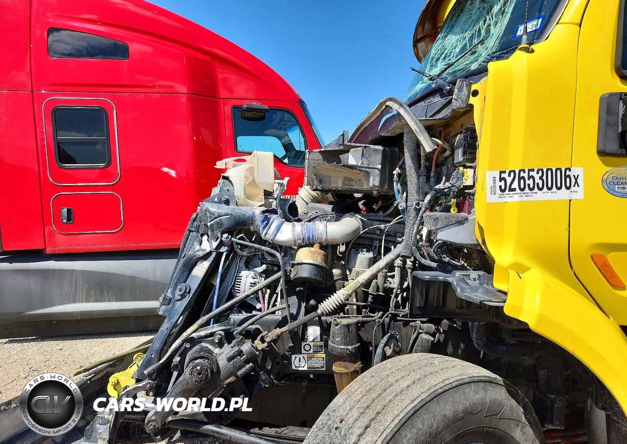 2021 Peterbilt 579 Semi Truck VIN:1XPBDP9X5MD738430 - 9