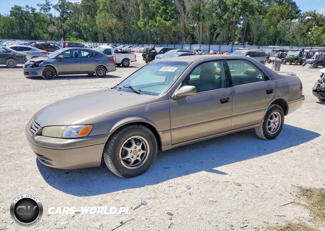 1999 Toyota Camry Le