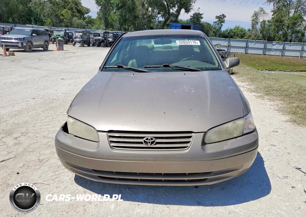 1999 Toyota Camry Le VIN:4T1BG22K5XU523656 - 5
