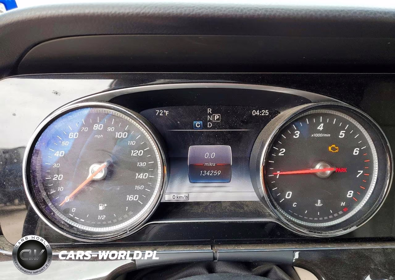 2019 Mercedes-Benz E 300 VIN:WDDZF4JB4KA520055 - 9