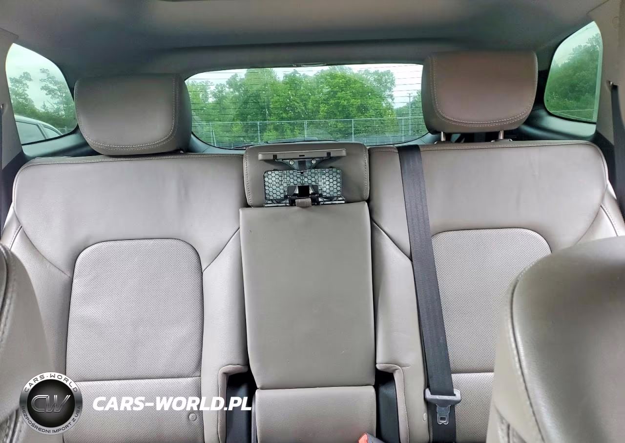 2017 Hyundai Santa Fe Se Ultimate VIN:KM8SRDHF2HU202076 - 10