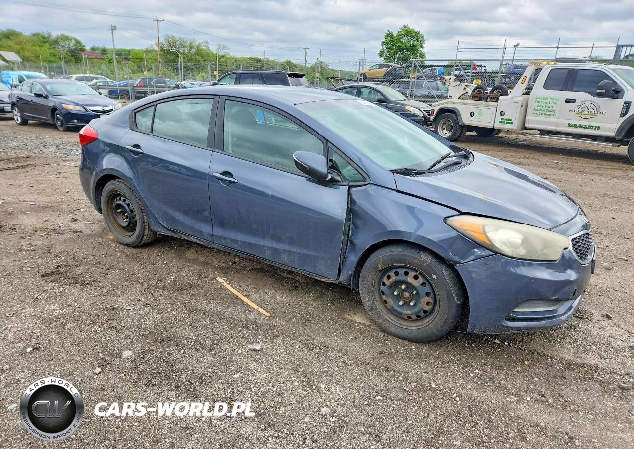 2015 Kia Forte Lx VIN:KNAFX4A65F5354220 - 4