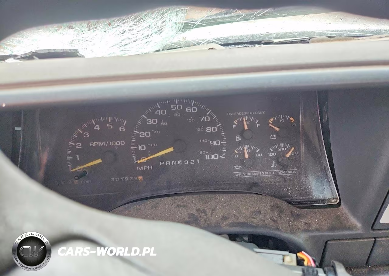 2000 Chevrolet Gmt-400 C2500 VIN:1GCGC24J7YR142468 - 9