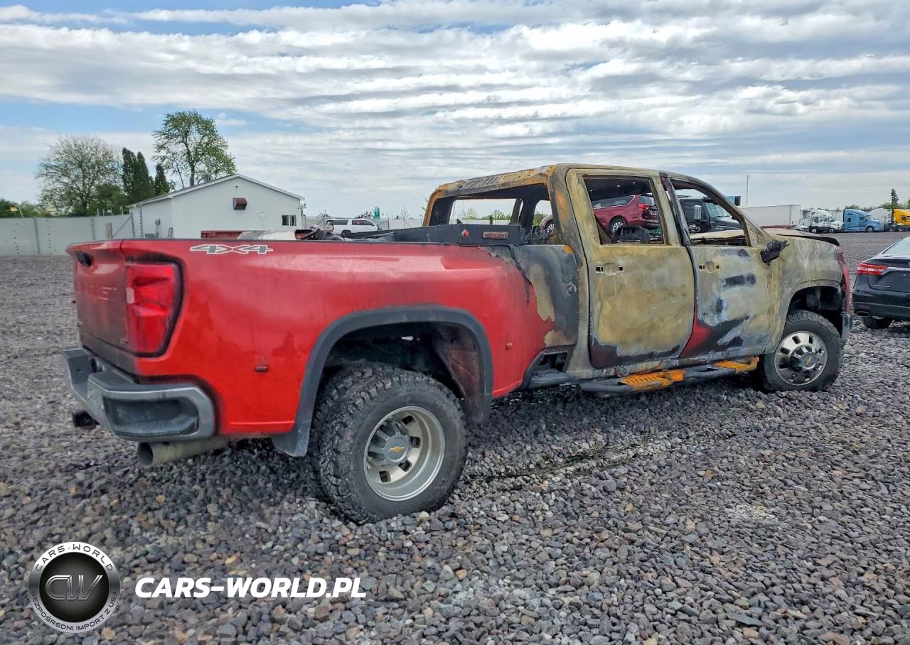 2024 Chevrolet Silverado K3500 Ltz VIN:1GC4YUEY3RF109143 - 3